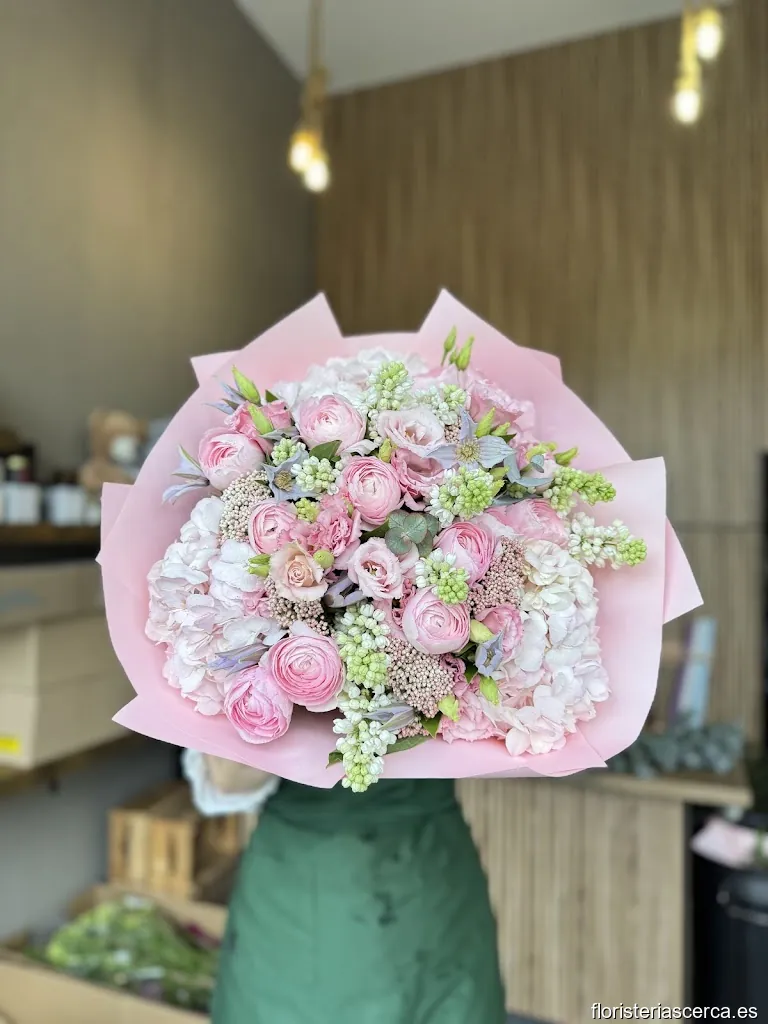 The Rose Flower Shop In Marbella